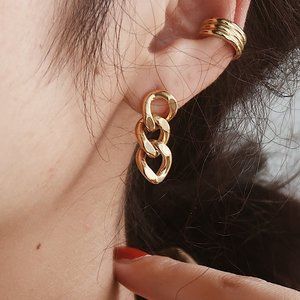 NEW 18K Gold Plated Triple Link Earrings